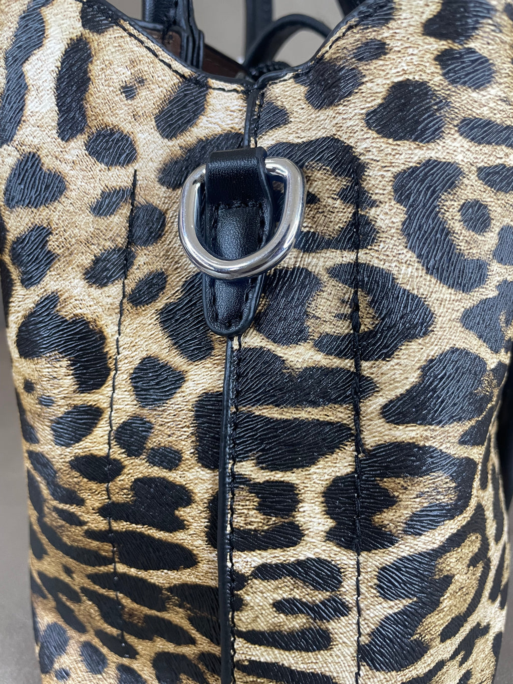 Leopard Print Handbag - Women's Structured PU Leather Shoulder Bag